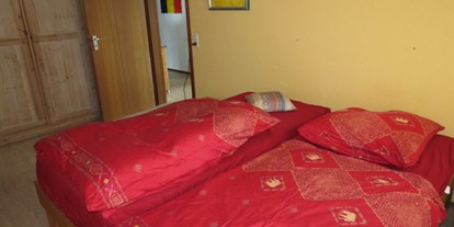 Rollstuhlgerechte Unterkunft - Region Schwaben - Schlafzimmer - Barriererfreie Ferienwohnung Bodenseeblick