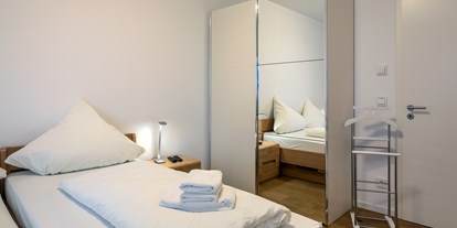 Rollstuhlgerechte Unterkunft - Ostsee - Doppelschlafzimmer 1 - SP 3 FW Eastside App. 3 Olpenitz