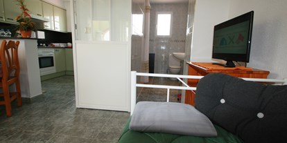 Rollstuhlgerechte Unterkunft - Spanien - Offener Wohnbereich - Residencial Thomas A1-A4
