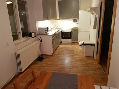 Rollstuhlgerechte Unterkunft - Unterkunftsart: Ferienwohnung - Both apartments have fully-equipped kitchens and dining areas. - The Friendly Moose Lapland