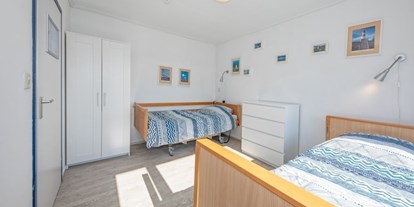 Rollstuhlgerechte Unterkunft - Niederlande - Zimmer mit Behindertenbetten, Pflegebetten - Modestia Groepsverblijf Texel