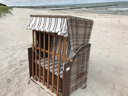 Rollstuhlgerechte Unterkunft - Deutschland - Impression am Strand auf Rügen - Ferienhaus“Rügen-Traum“ für bis zu 8 Personen auf Rügen