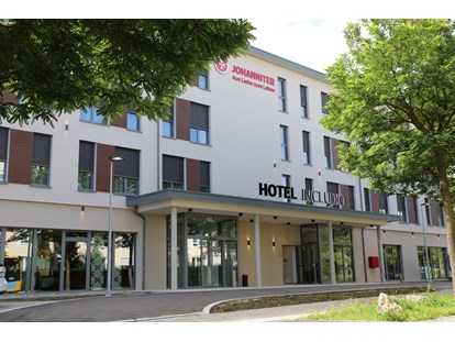 Rollstuhlgerechte Unterkunft - Bayern - Außenansicht Hotel - Hotel INCLUDiO 