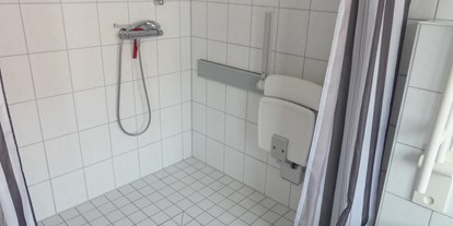 Rollstuhlgerechte Unterkunft - Niedersachsen - Dusche - Kleine Auszeit Werdum