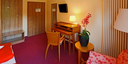 Rollstuhlgerechte Unterkunft - Schwarzwald - Zimmer des behindertengerechten Hotels in Bad Herrenalb - Nashira Kurpark Hotel****